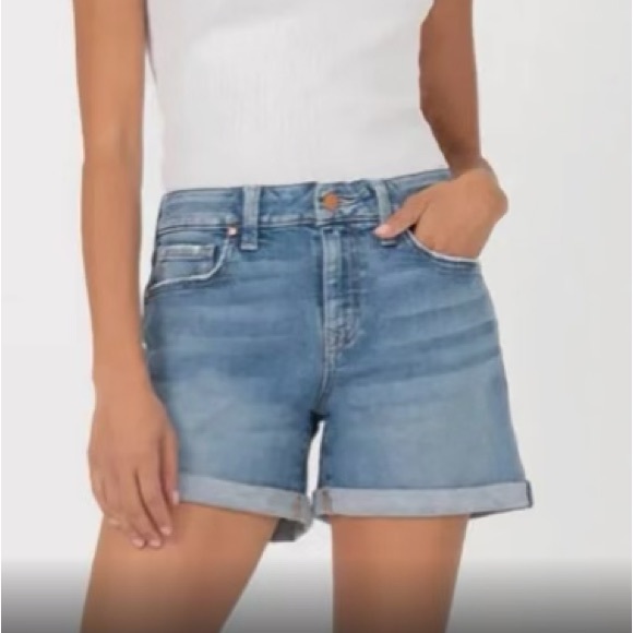 Level 99 Boyfriend Denim Shorts Size 26 - Picture 1 of 4